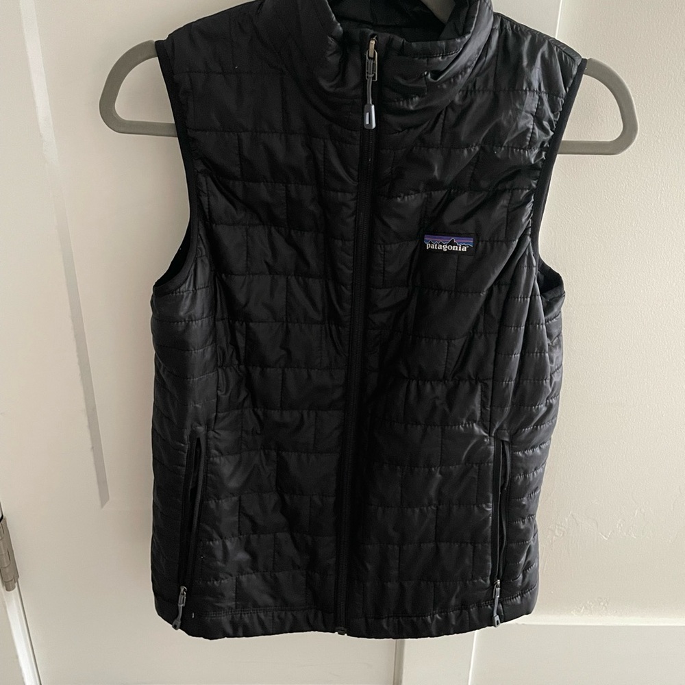 Patagonia Black Quilted Vest